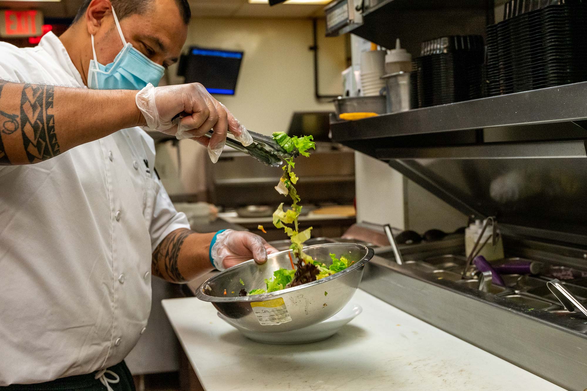 food cost management, chef preparing food